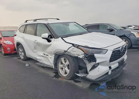 2023 Toyota Highlander Hybrid Le z USA, uszkodzony, nr VIN 5TDBBRCH2PS589262